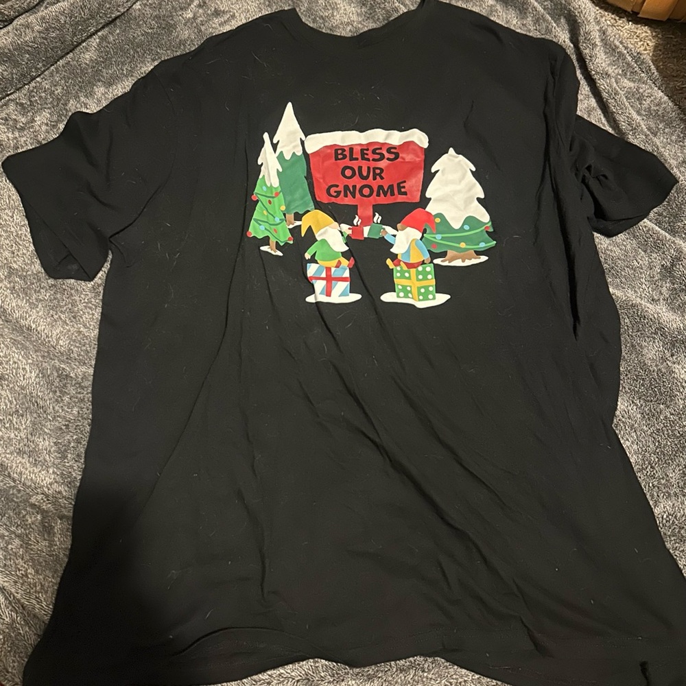 Wondershop Black Short Sleeve Tee with Festive Gnome Design